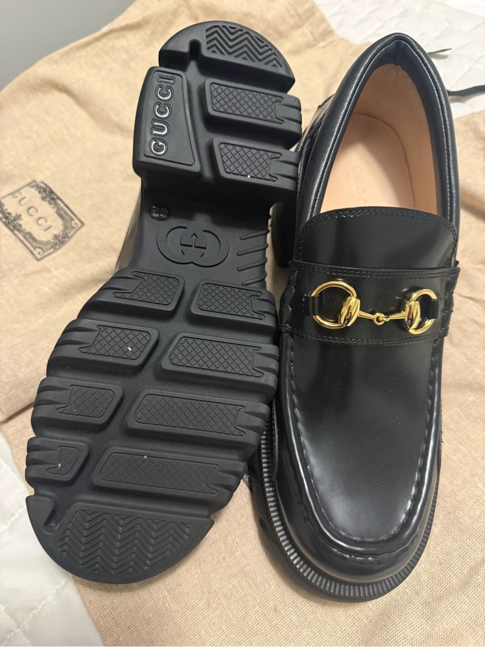 Gucci Black Leather Loafers with Gold Horsebit